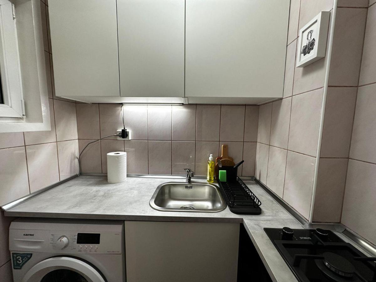 One Room Apartment Decebal Bukarest Exterior foto